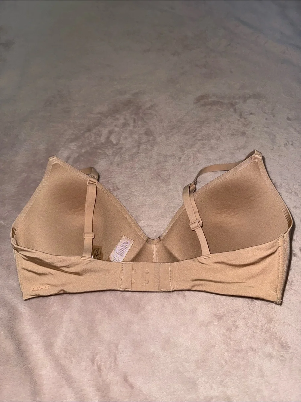 Skims bra size 34C